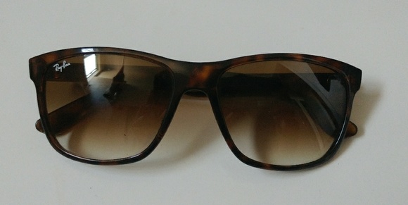 Ray-Ban Accessories - Ray-Ban Tortoise sunglasses RB4181